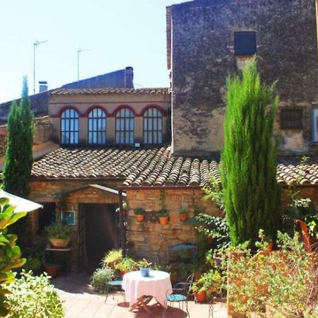 Hostal La Riera Турруеля-да-Монґрі Екстер'єр фото